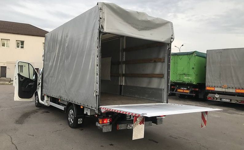 Renault Master с гидробортом Renault Master с гидробортом