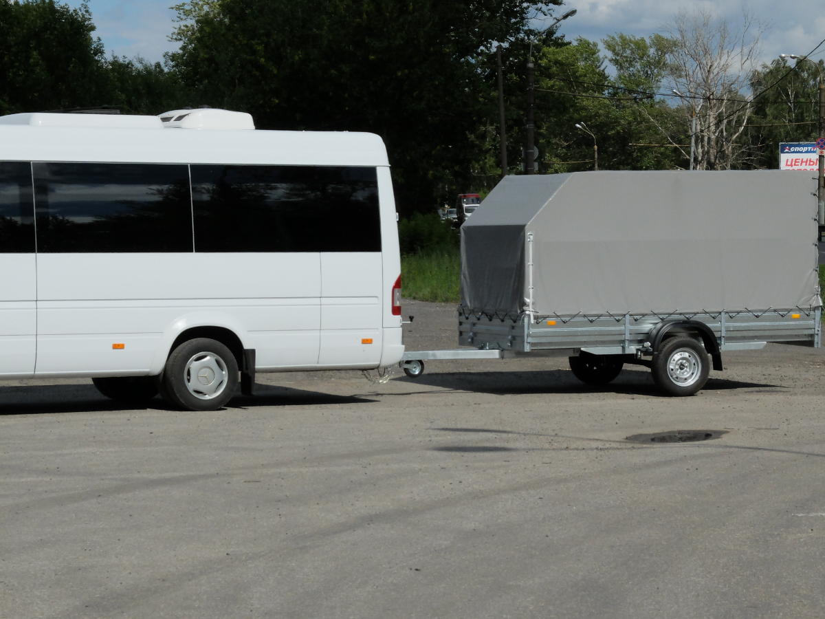 Mercedes-Benz Sprinter с прицепным устройством Mercedes-Benz Sprinter с прицепным устройством